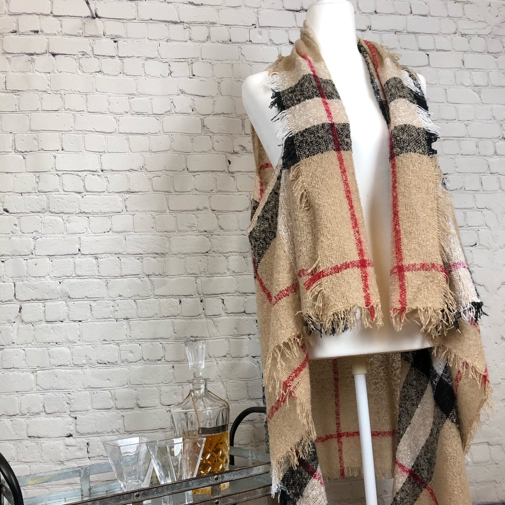 O diva Odiva Plaid Open Weave Vest Beige/BLK/Red - Picture 2 of 8